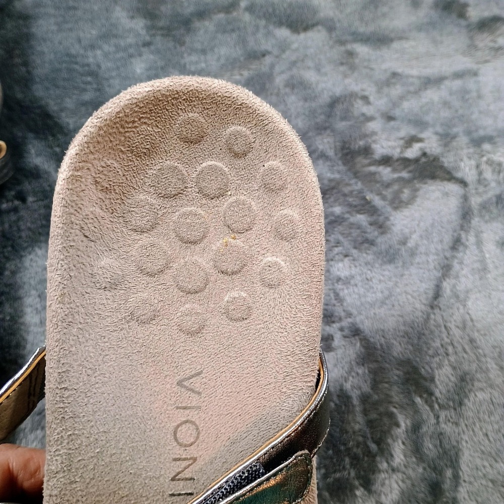 Vionic Sandals Womens 8.5 Silver Marley Thong Wedge Adjustable Strap Comfort - Picture 3 of 8